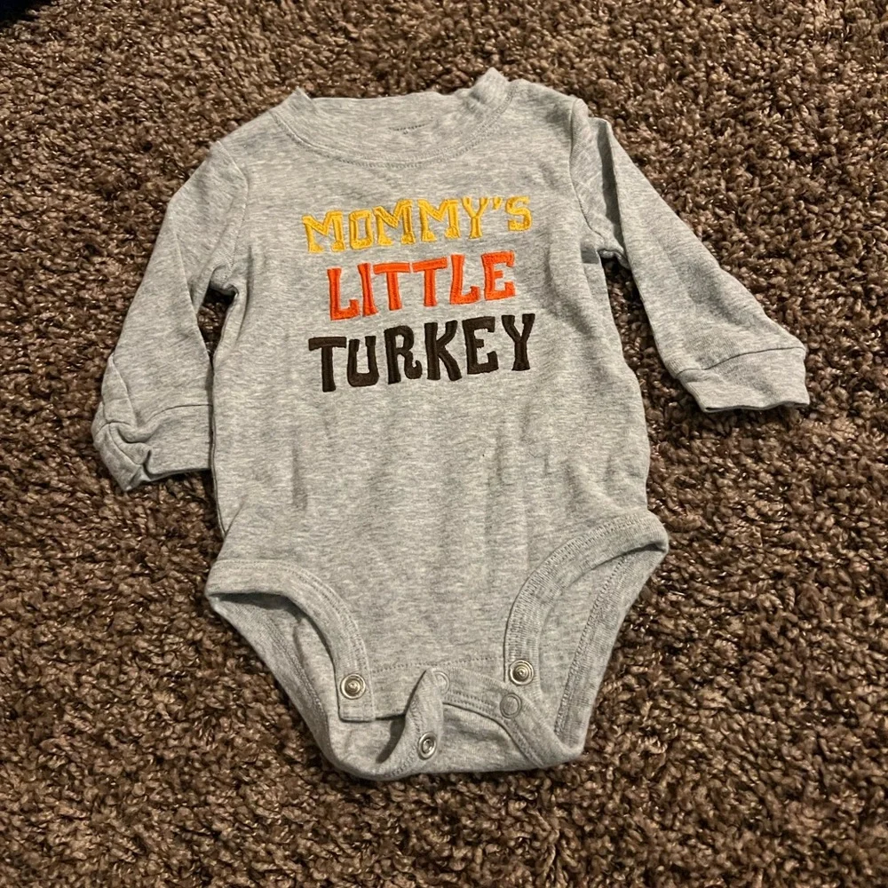 Mommy’s little turkey onesie